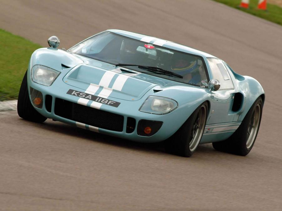  Ford GT40 (Mk I) 1966 года  (фото 16 из 37)